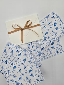  Blue and White Note Card Set